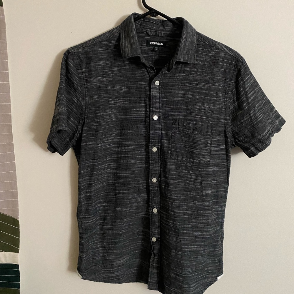 Express short-sleeve button up.